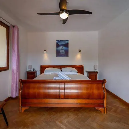 Sleeps 12 With Outdoor Pool Villa Laroque-des-Albères