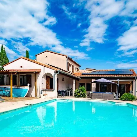 Sleeps 12 With Outdoor Pool Villa