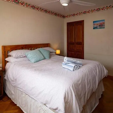Sleeps 12 With Outdoor Pool * Laroque-des-Albères
